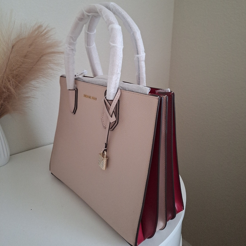 New Michael Kors  Mercer Accordion Large Pebbled Leather Tri- Color Tote Bag